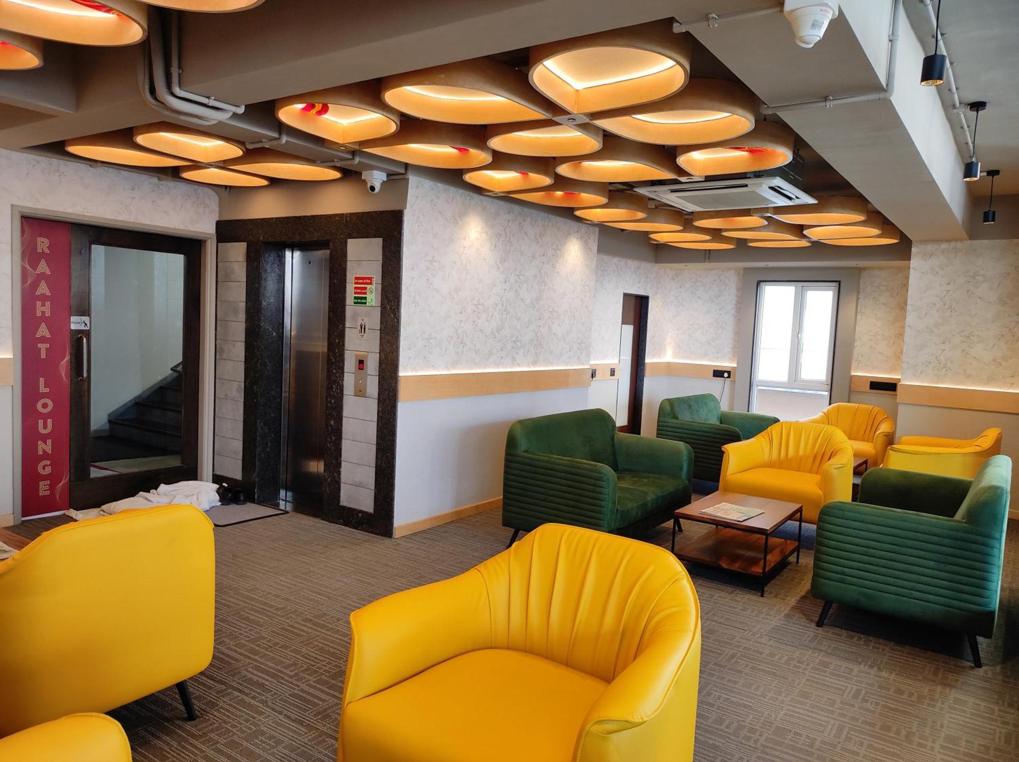Hotel Sifat International Surat Ngoại thất bức ảnh
